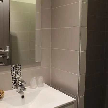 Yatt 3* آركاشو