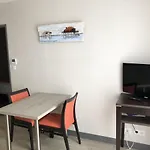 Yatt Hotel