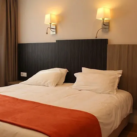Hotel Yatt 3*