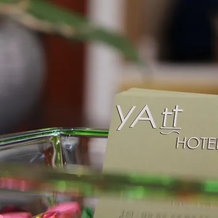 Hotel Yatt 3*